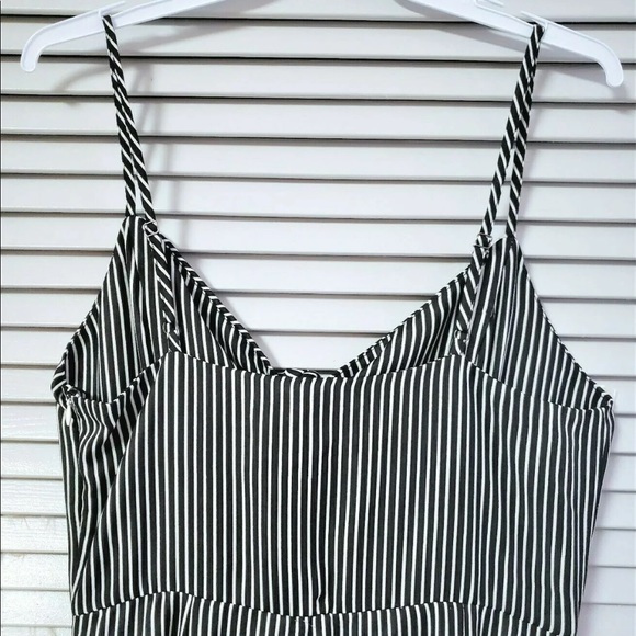 Urban Outfitters Bl/wh stripe ruffle wrap dress - Picture 4 of 4